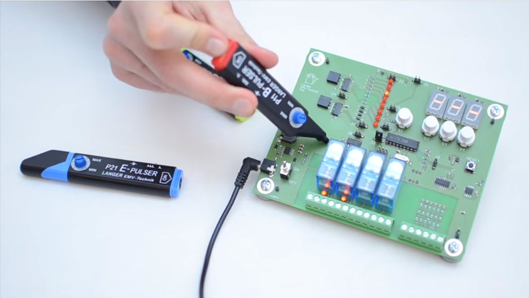 使用迷你脉冲发生器、也称作脉冲笔